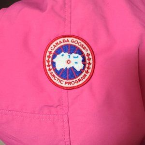 Canada Goose bomber coat summit pink